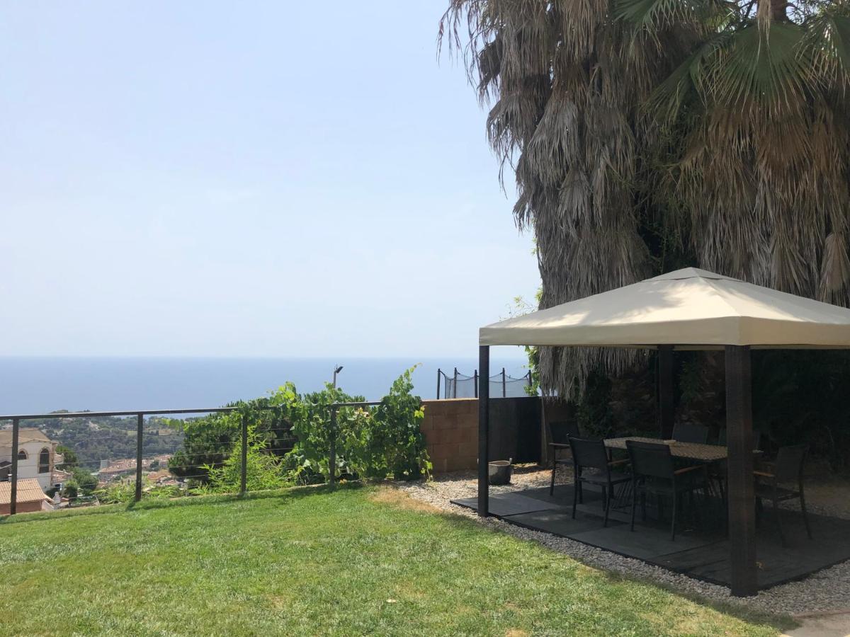 Villa Oasis Costa Brava Льорет-де-Мар Экстерьер фото